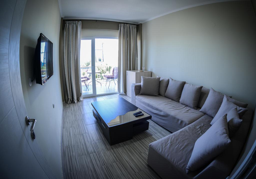 Crown Hotel Nea Skioni Luaran gambar